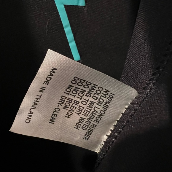 V2 WOMENS VOLARE TRIATHLON WETSUIT, Surfing, Diving, Versatile Womans Wetsuit - Picture 15 of 15